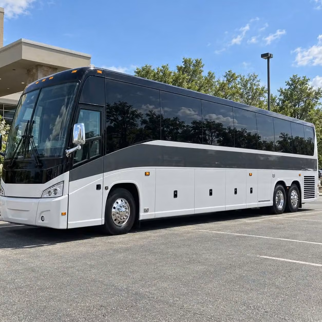 san dimas 15 to 35 passenger minibuses for san dimas fan clubs and alumni groups