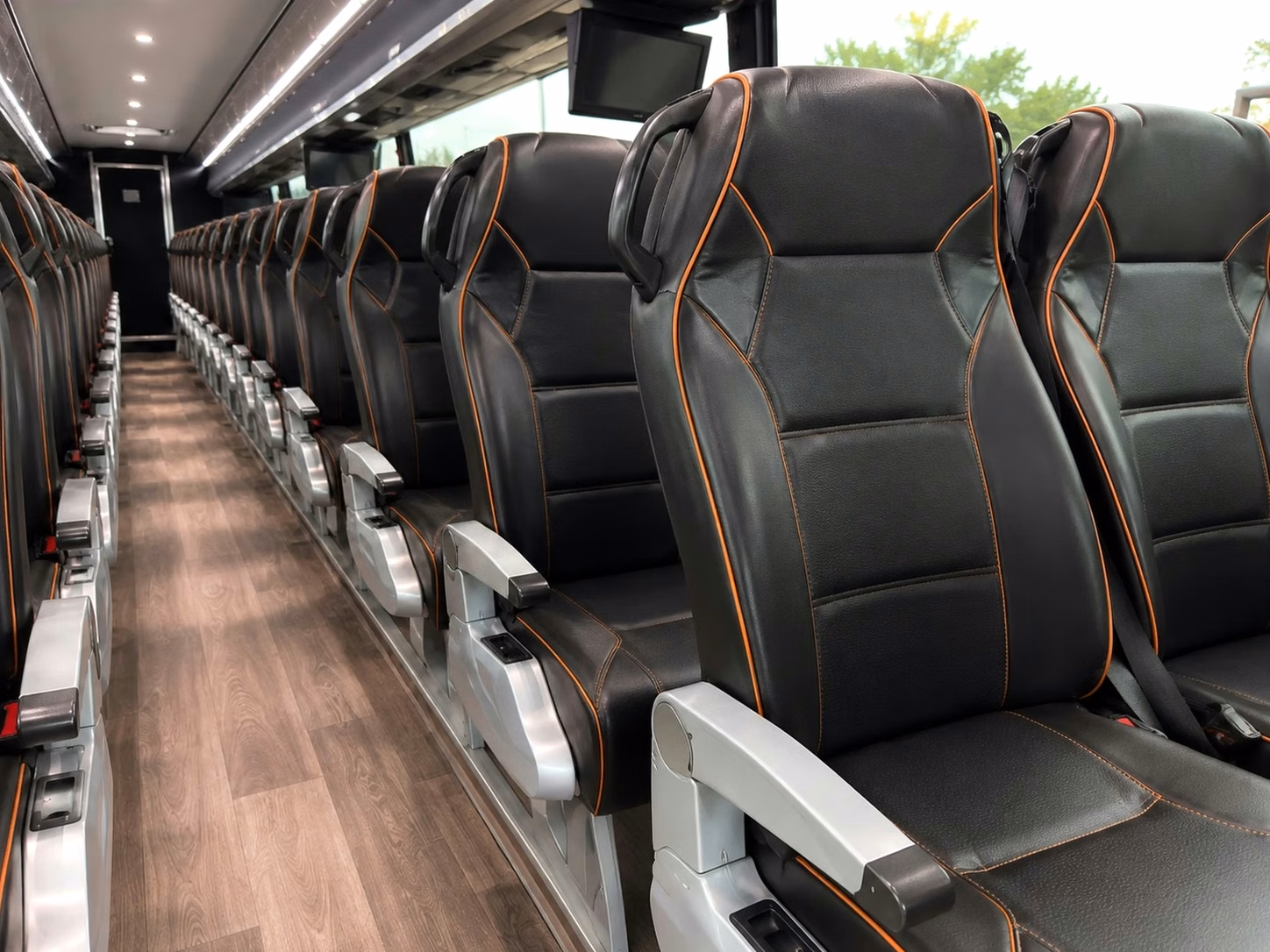 san dimas 15 to 35 passenger wedding minibuses for san dimas guest transfers