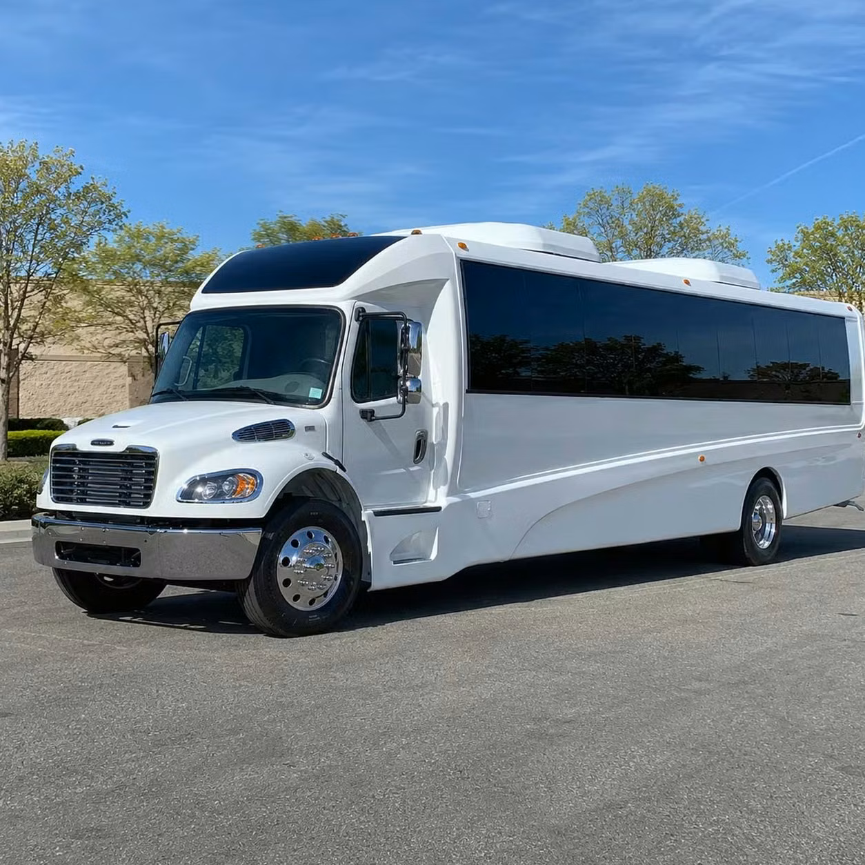 san dimas 28 passenger minibus rental