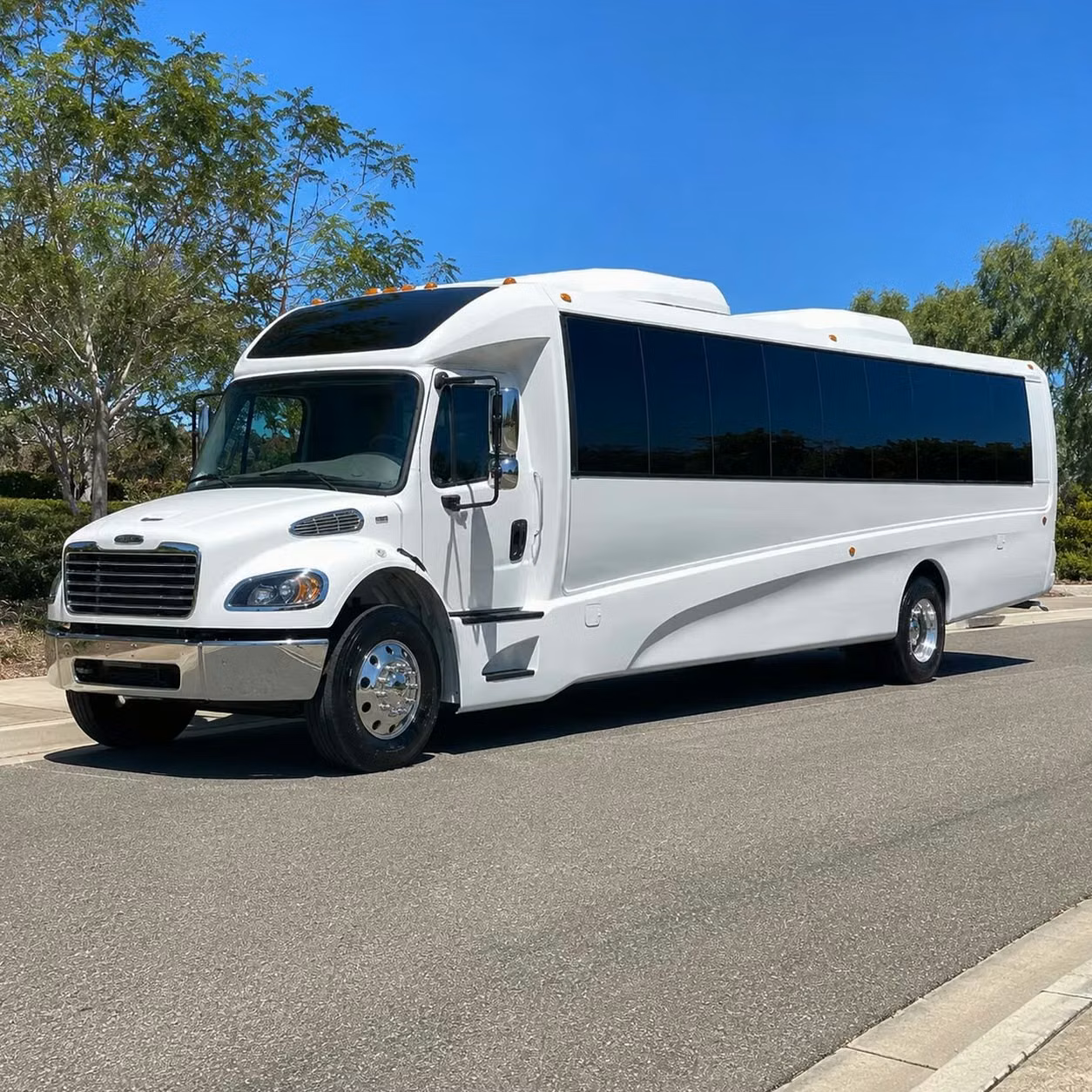 san dimas 35 passenger minibus rental